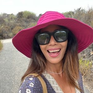 Meet your Posher, Ana